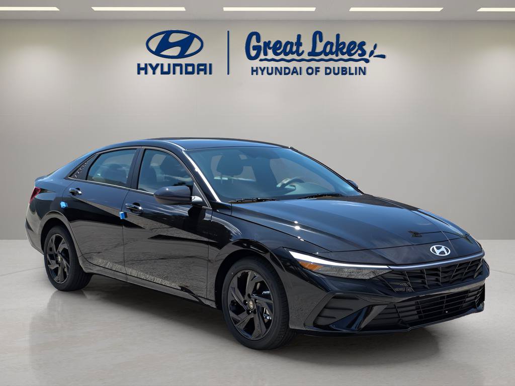 New 2026 Hyundai Elantra Sport FWD image 7