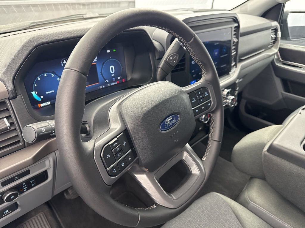 Used 2025 Ford F150 XLT w/ Equipment Group 301A Standard AWD/4WD image 9