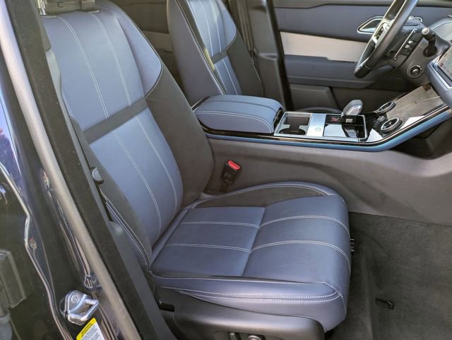 Used 2023 Land Rover Range Rover Velar R-Dynamic S image 17