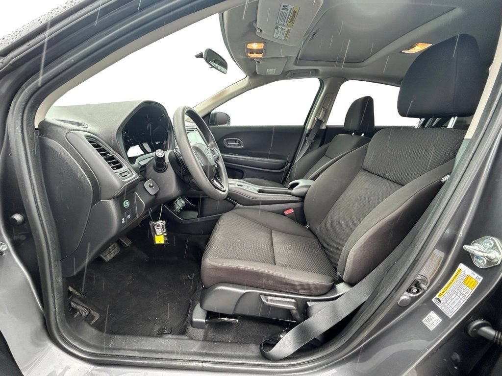 Used 2018 Honda HR-V EX image 8