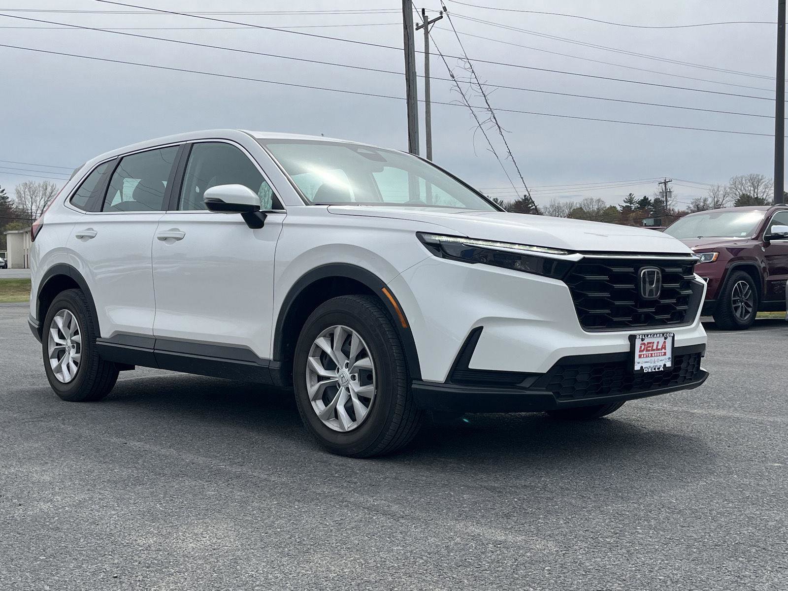 Used 2024 Honda CR-V LX image 3