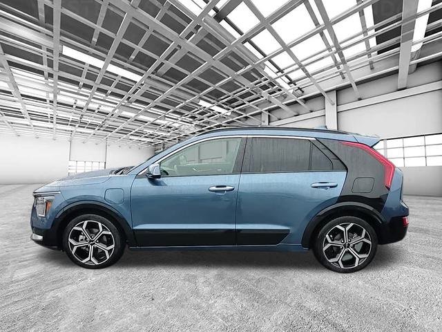 Certified 2024 Kia Niro SX Touring image 6