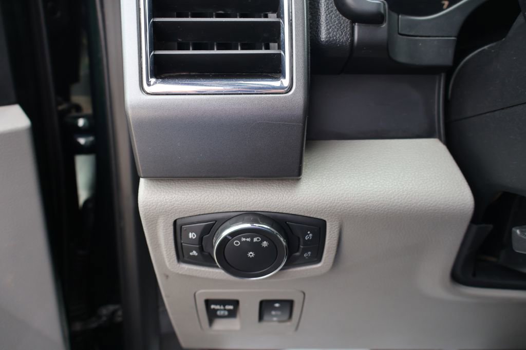 Used 2016 Ford F150 XLT w/ Equipment Group 301A Mid RWD image 33