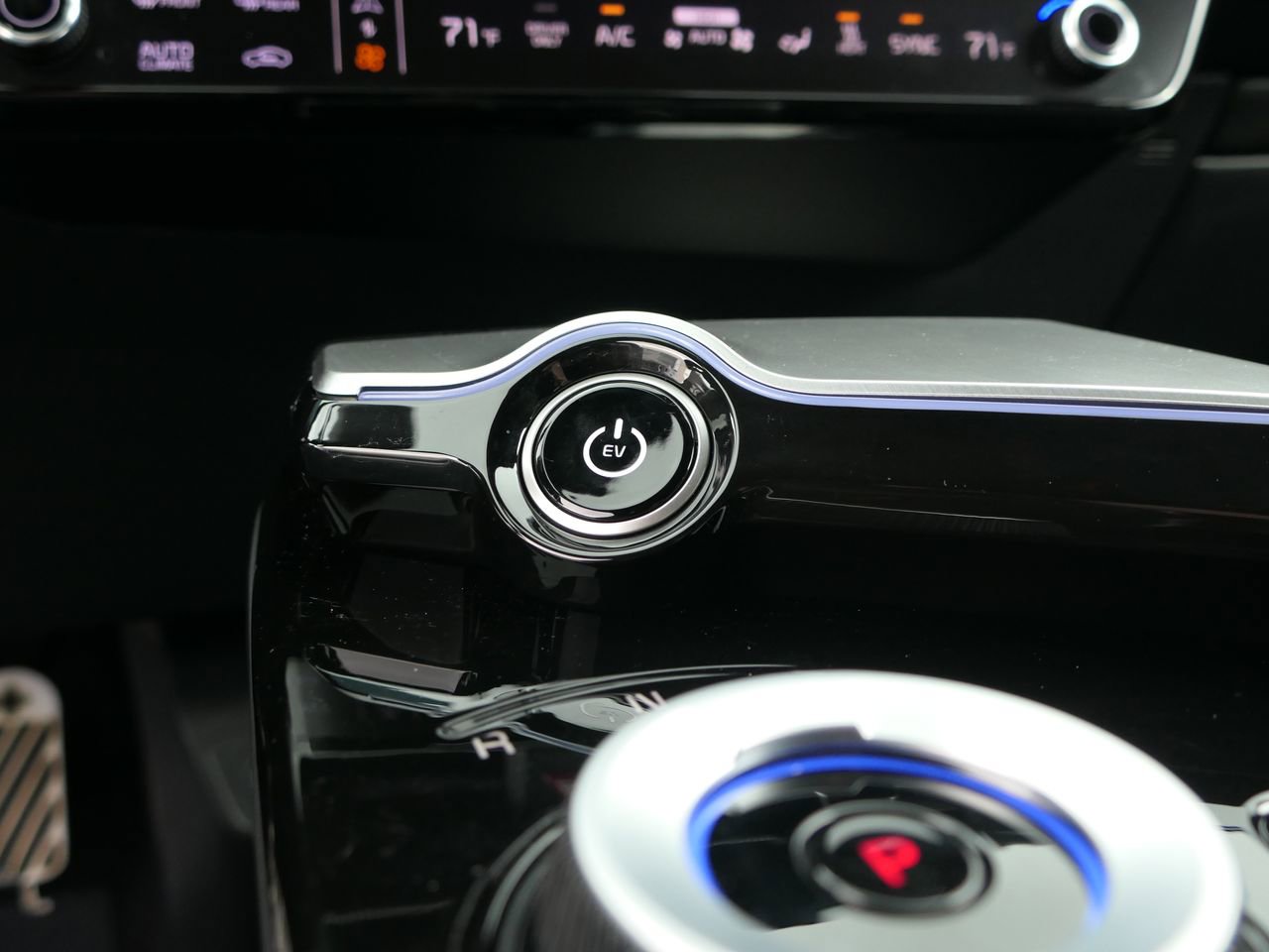 Certified 2024 Kia EV6 GT image 21