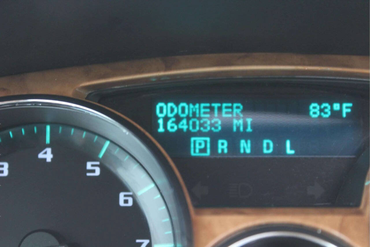 Used 2011 Buick Enclave CXL AWD/4WD image 10