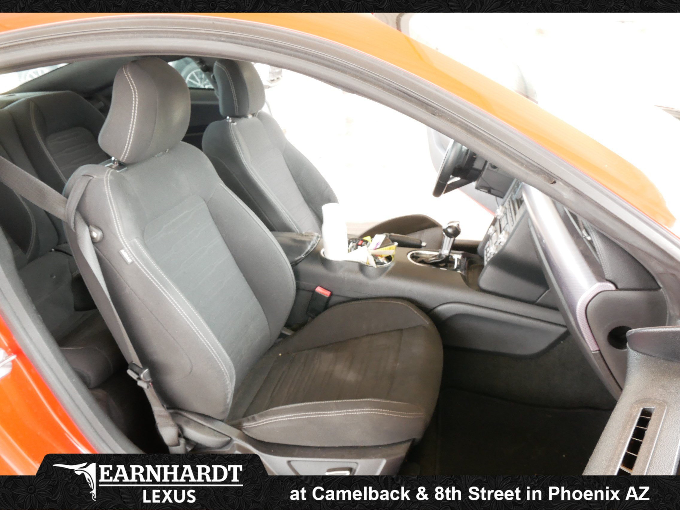 Used 2017 Ford Mustang Coupe RWD image 3
