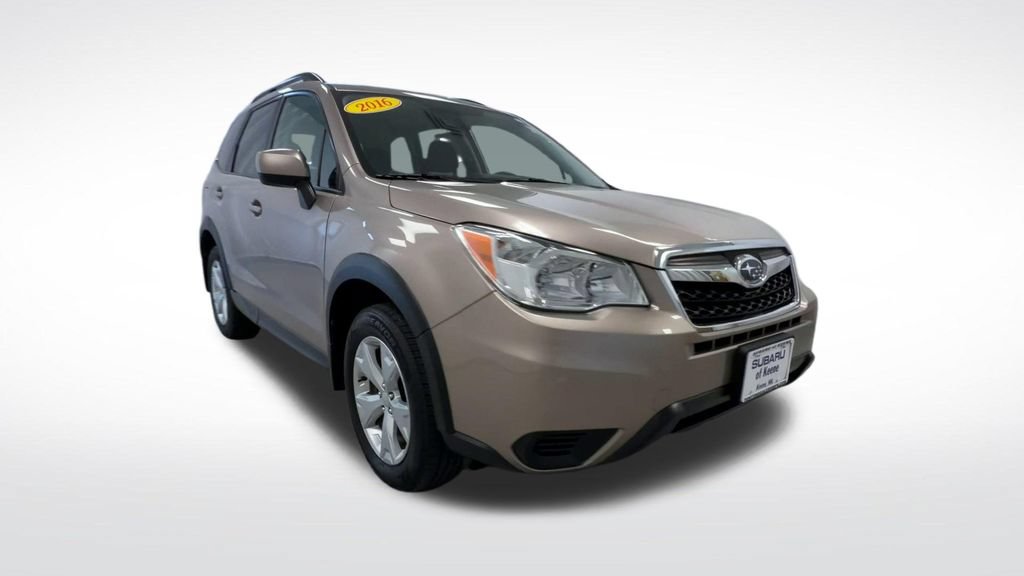 Used 2016 Subaru Forester 2.5i Premium w/ All-Weather Package AWD/4WD image 2