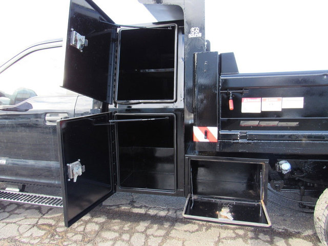 Used 2020 Ford F550 4x4 Regular Cab Super Duty image 24