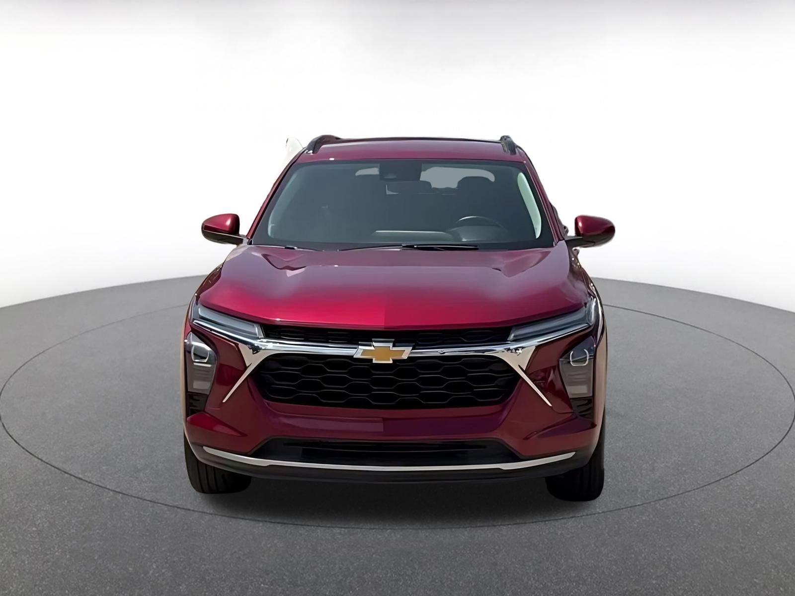 Used 2025 Chevrolet Trax LT w/ LT Convenience Package FWD image 4