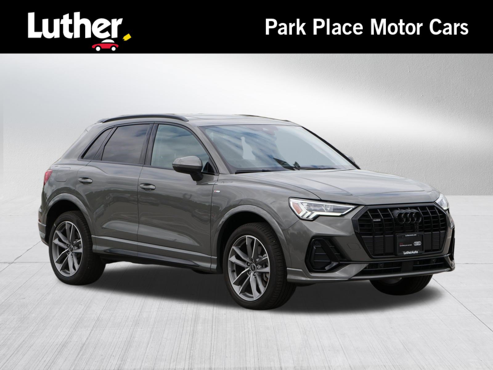 Certified 2025 Audi Q3 2.0T Premium w/ Convenience Package