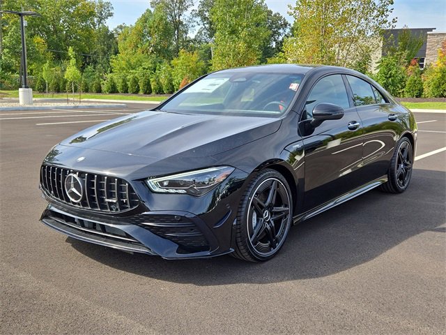 New 2025 Mercedes-Benz CLA 35 AMG 4MATIC image 7