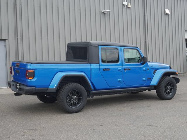 Used 2025 Jeep Gladiator Sport AWD/4WD image 12
