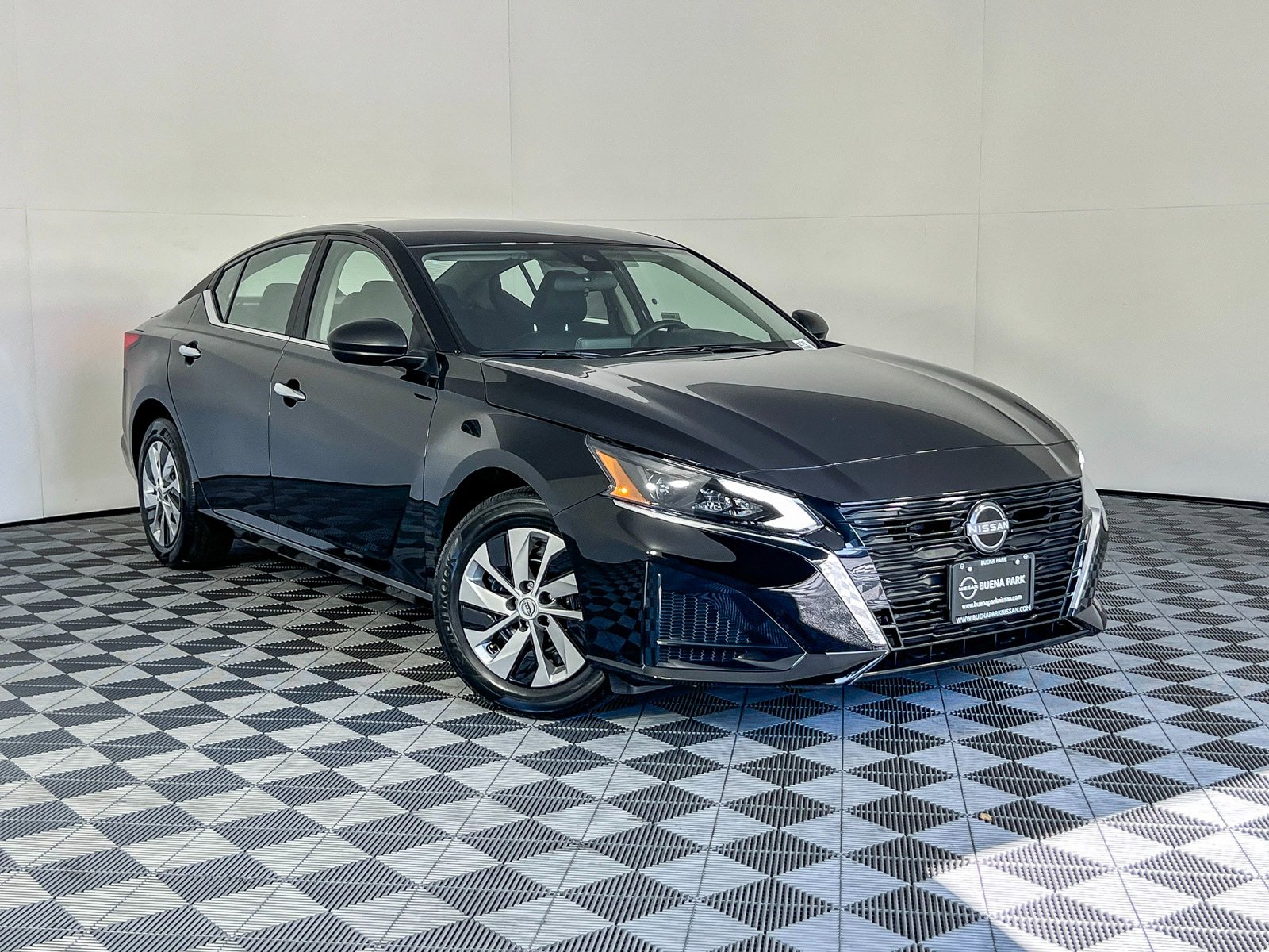 New 2025 Nissan Altima 2.5 S image 1