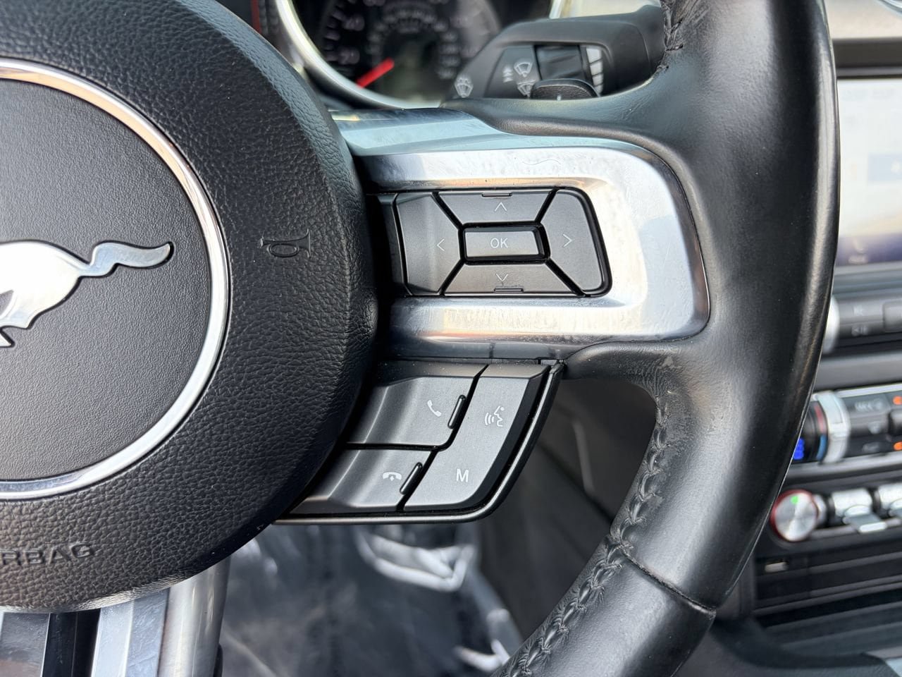Used 2021 Ford Mustang Premium RWD image 20