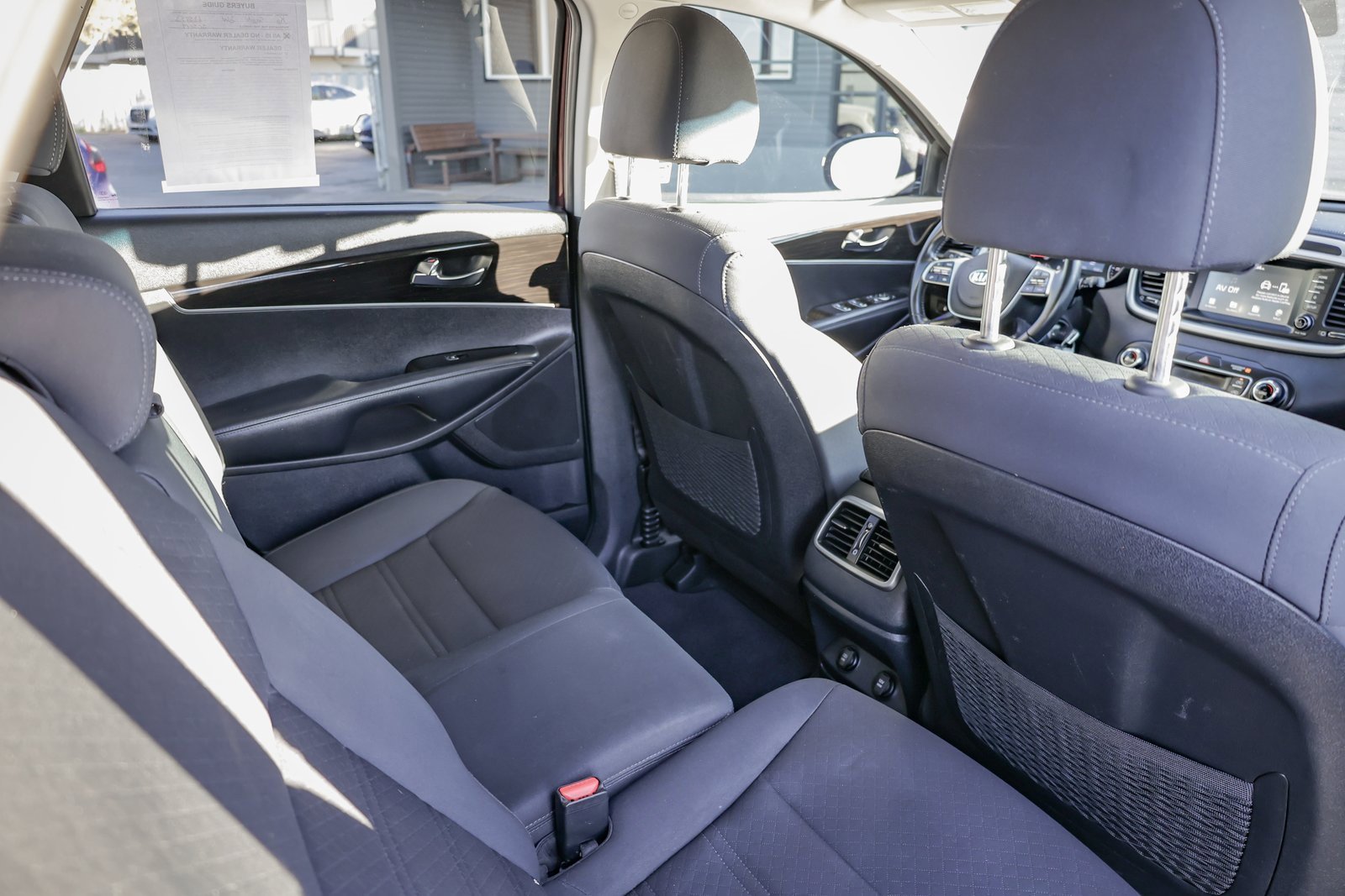 Used 2020 Kia Sorento LX w/ LX I4 Convenience Package image 20