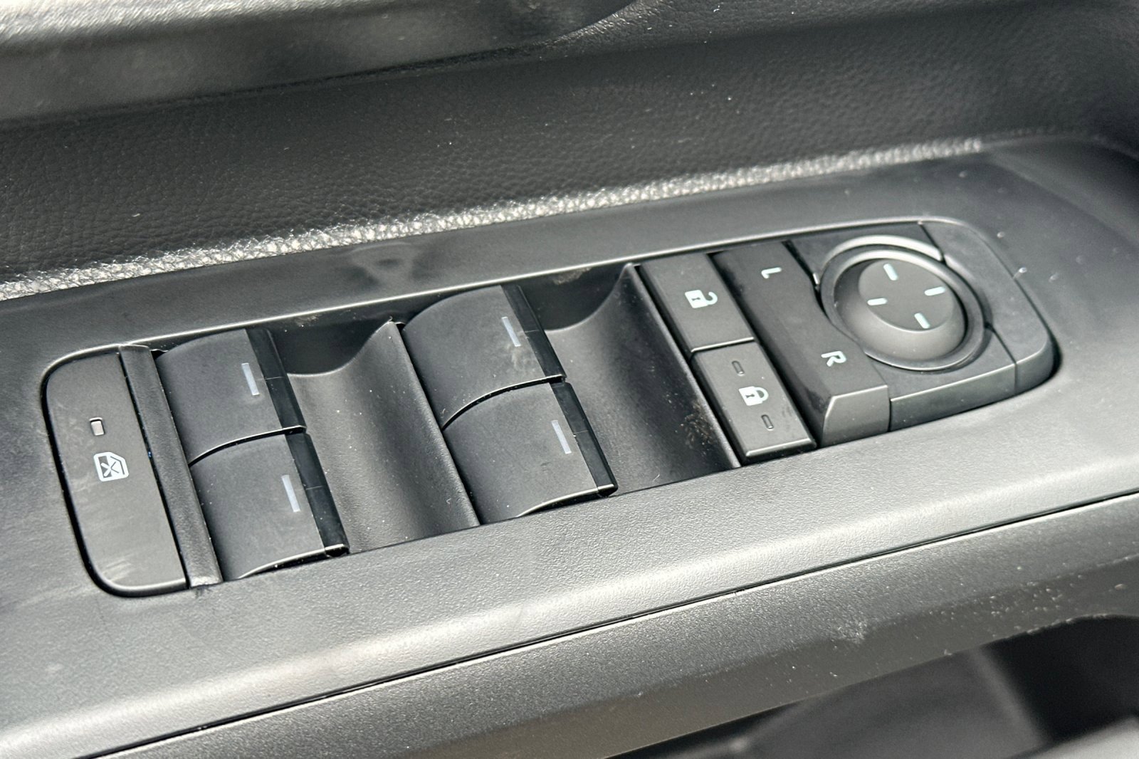 New 2026 Toyota Tacoma SR5 image 12