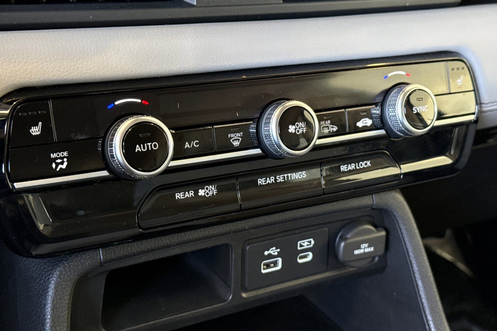 Used 2023 Honda Pilot EX-L image 17