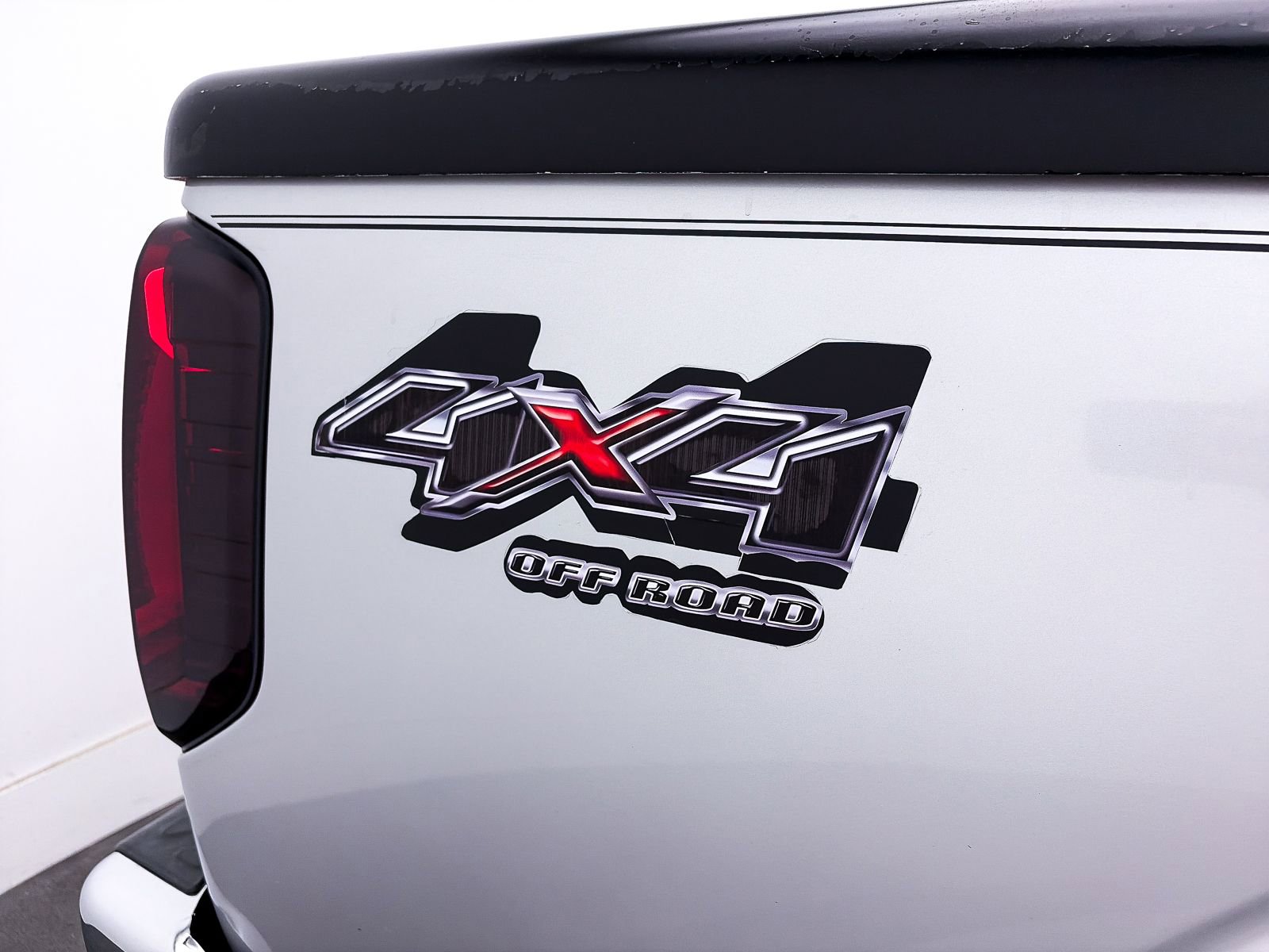 Used 2018 Nissan Frontier SV w/ Value Truck Package image 10