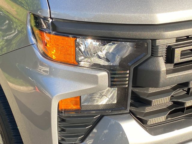 Used 2024 Chevrolet Silverado 1500 Custom RWD image 4