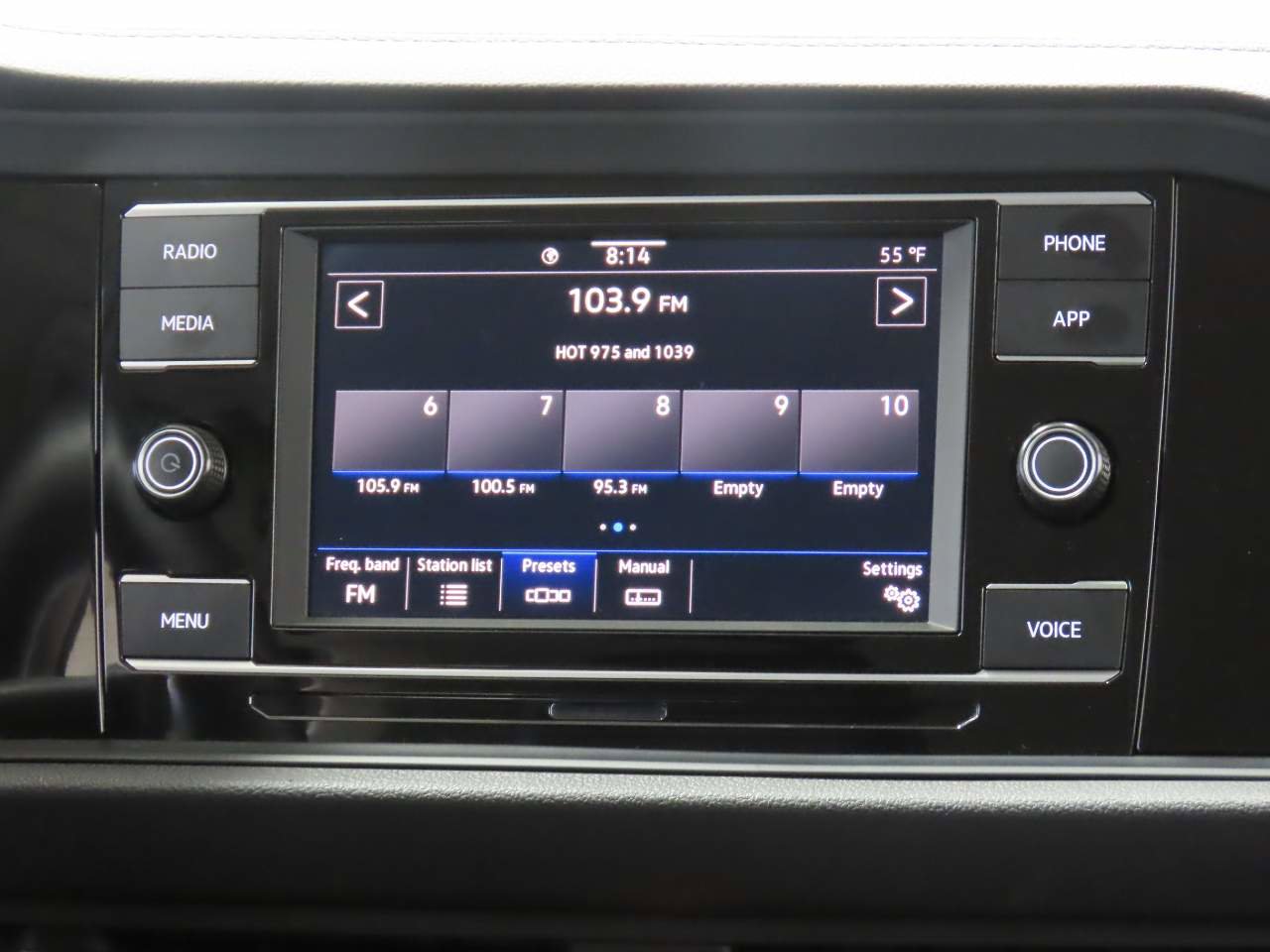 Certified 2024 Volkswagen Jetta SE image 14