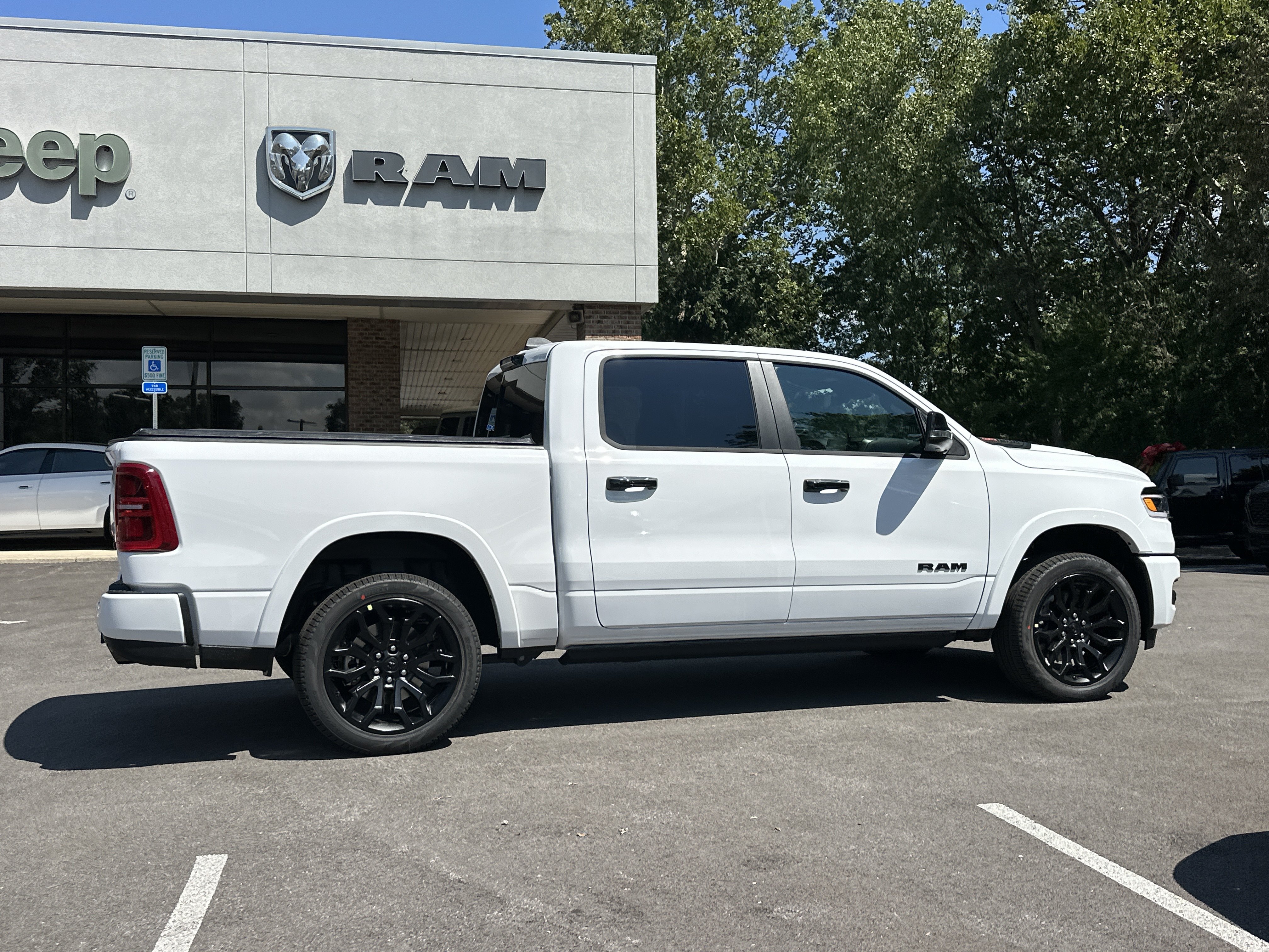 New 2027 RAM 1500 Limited AWD/4WD image 23