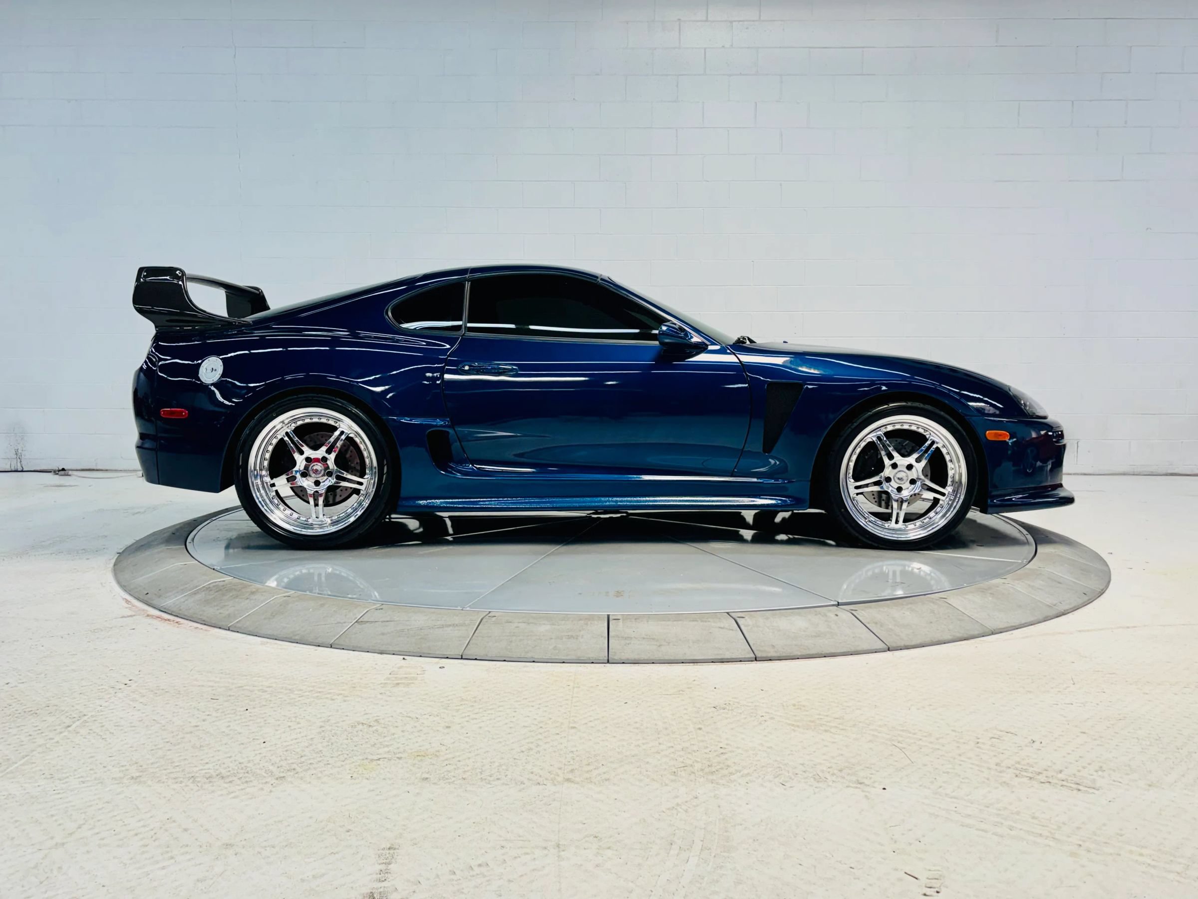 Used 1994 Toyota Supra Turbo RWD image 6