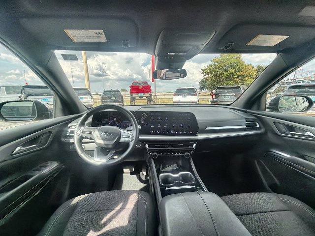 Used 2024 Chevrolet Traverse LS w/ Midnight/Sport Edition FWD image 19
