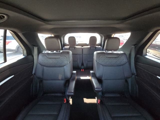 Used 2025 Ford Explorer Platinum w/ Ultimate Package image 19