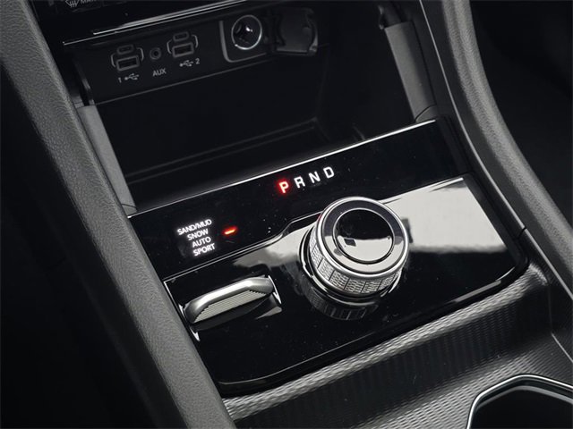 New 2025 Jeep Grand Cherokee L Limited image 13