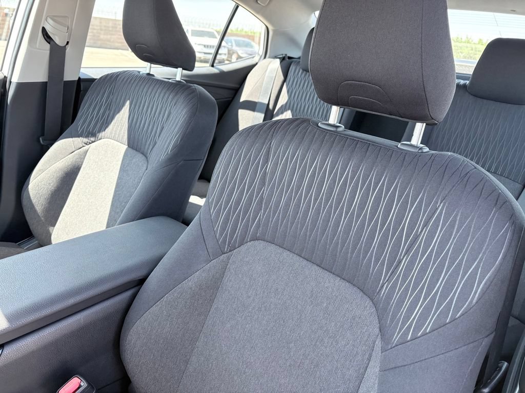 Used 2025 Toyota Camry LE FWD image 12