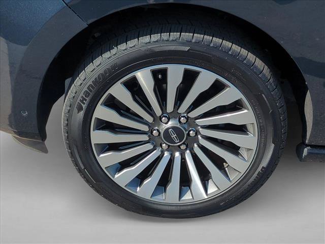 Used 2021 Lincoln Navigator Reserve RWD image 27
