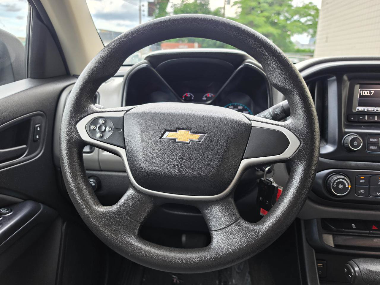 Used 2015 Chevrolet Colorado W/T w/ WT Convenience Package RWD image 19