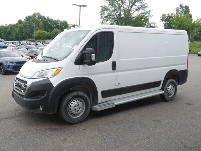 Used 2025 RAM ProMaster 2500 w/ U-Haul Equipment Group FWD image 4