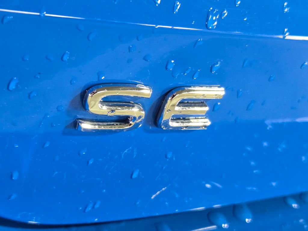 Certified 2022 Volkswagen Taos SE w/ Panoramic Sunroof Package image 14