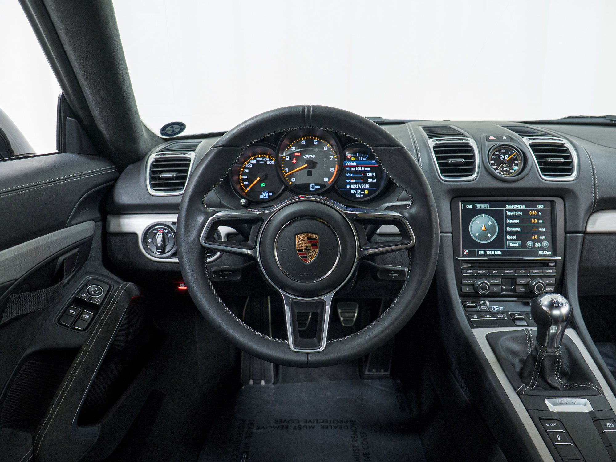 Used 2016 Porsche Cayman GT4 image 24