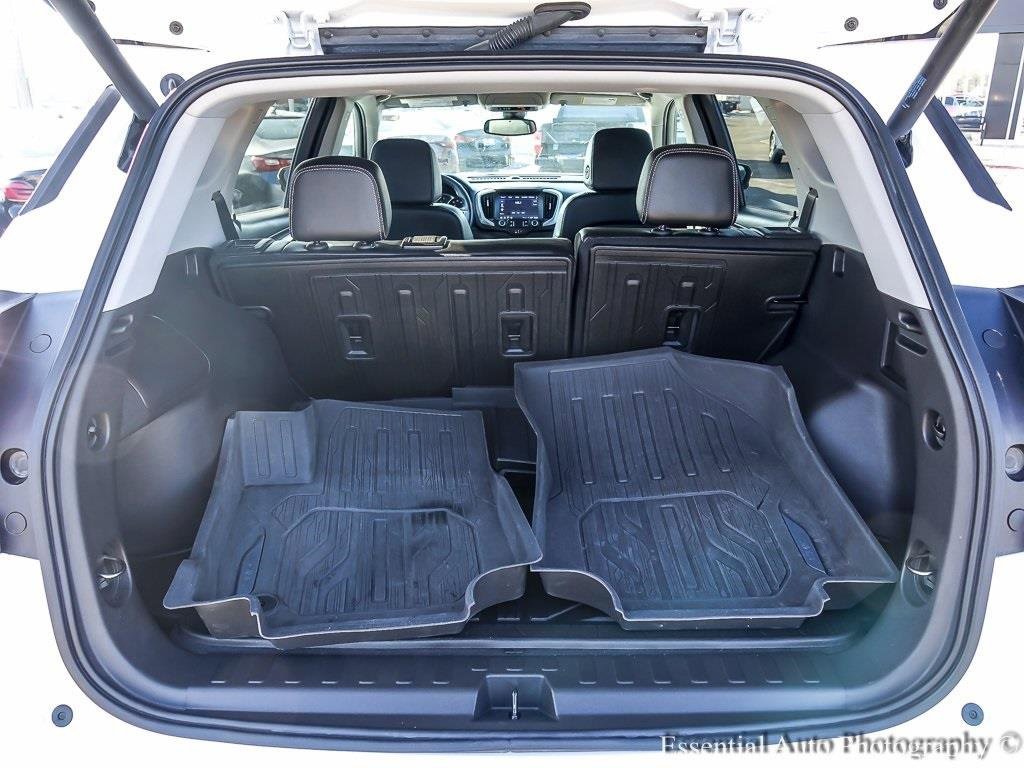 Used 2023 GMC Terrain SLT w/ LPO, Floor Liner Package image 23