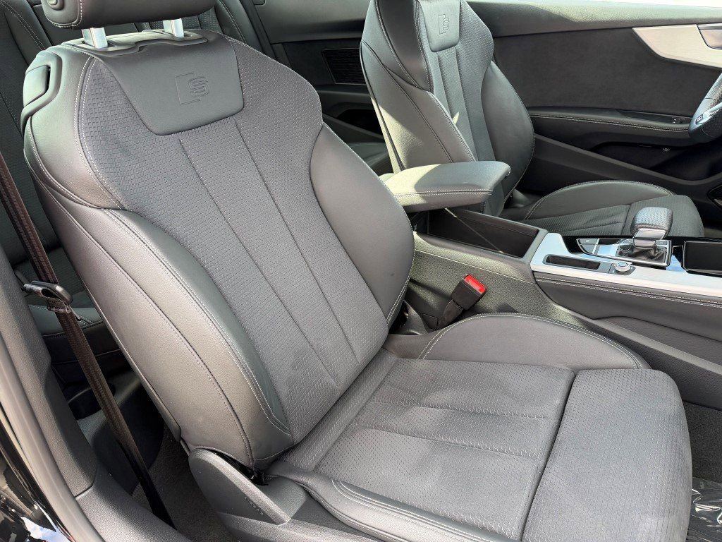 Certified 2022 Audi A5 2.0T Premium Plus w/ Premium Plus image 16
