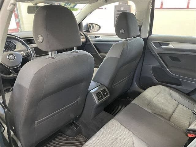 Used 2016 Volkswagen Golf S FWD image 31