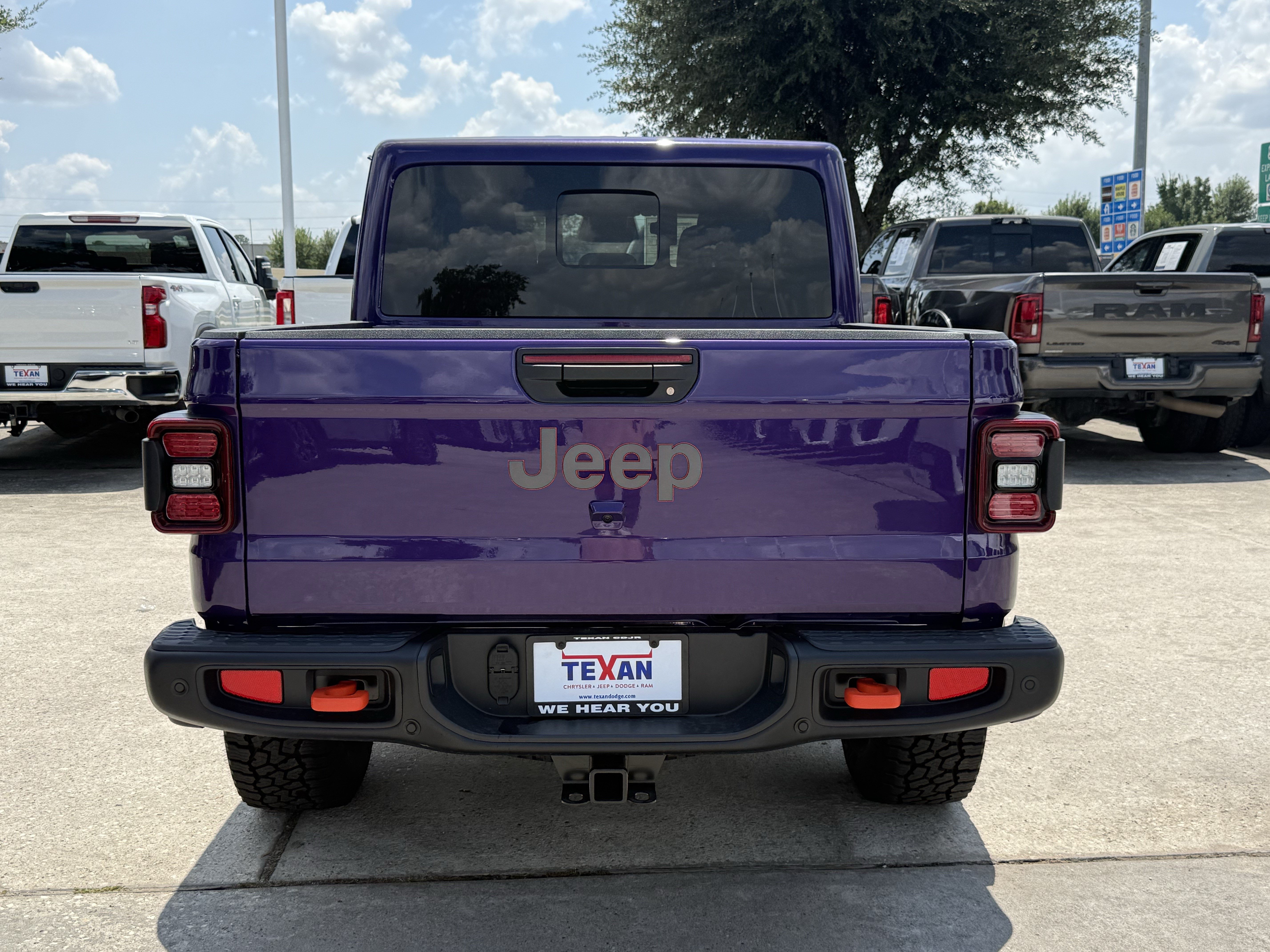 New 2026 Jeep Gladiator Mojave AWD/4WD image 6