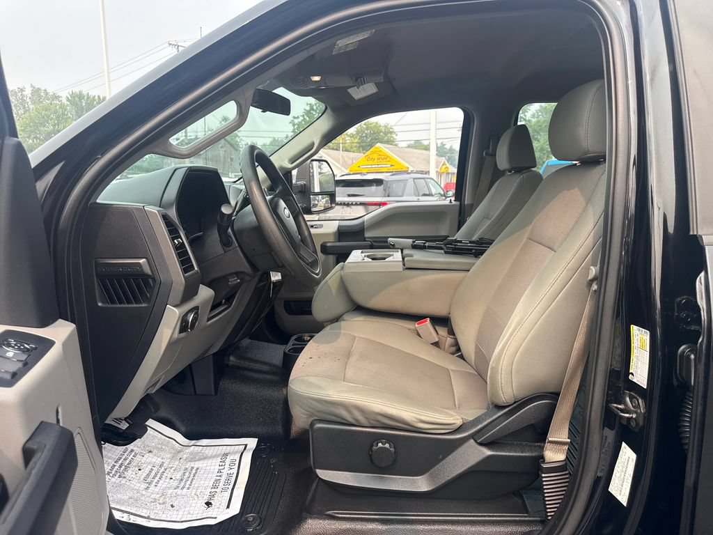 Used 2017 Ford F250 XL w/ STX Appearance Package AWD/4WD image 16