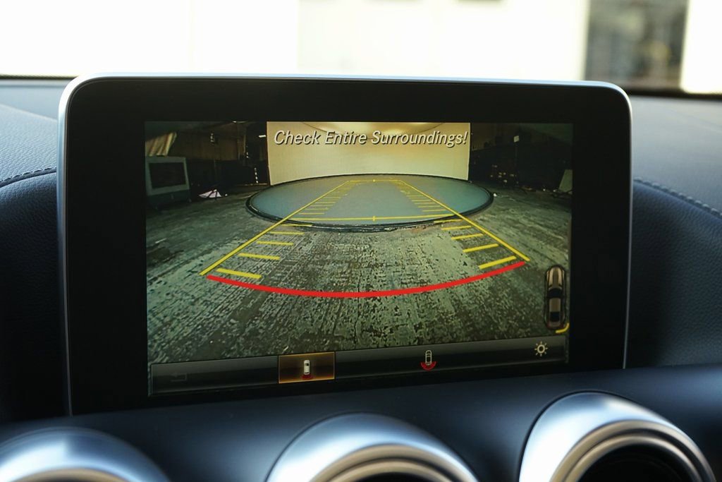 Used 2018 Mercedes-Benz AMG GT Roadster image 16