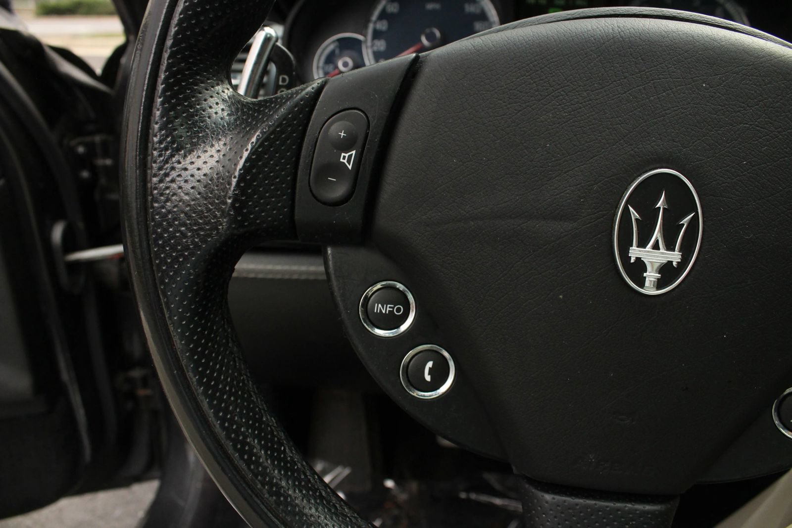Used 2008 Maserati Quattroporte Executive GT RWD image 26