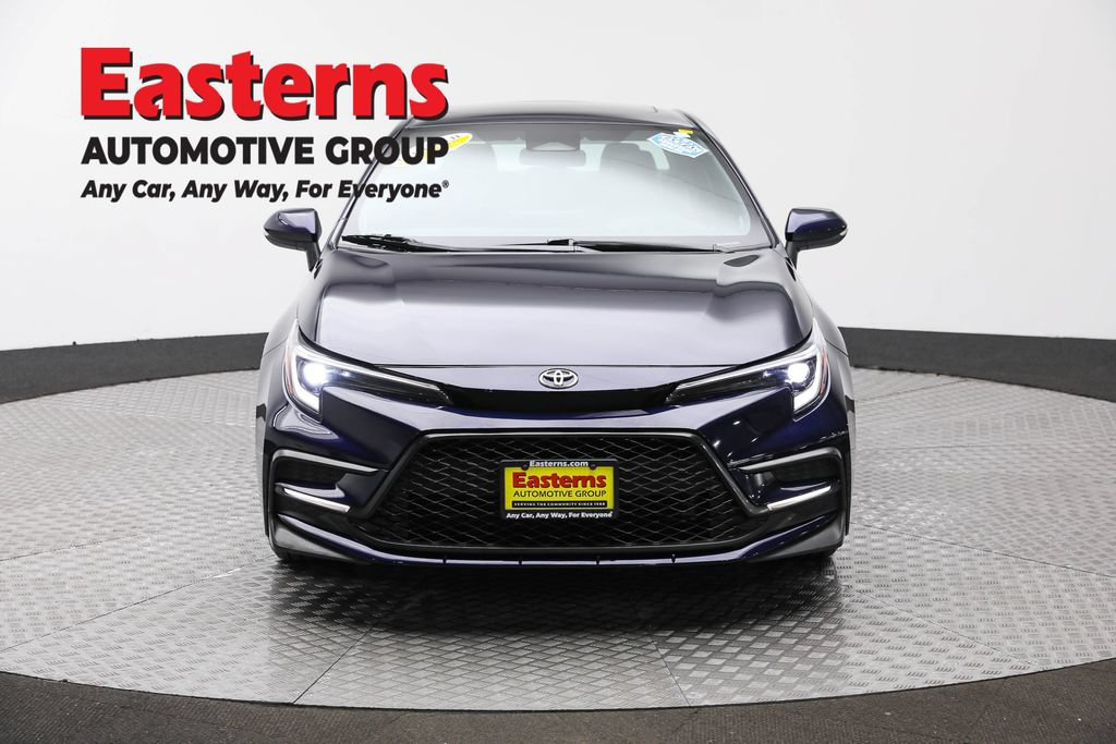 Used 2023 Toyota Corolla XSE FWD image 2
