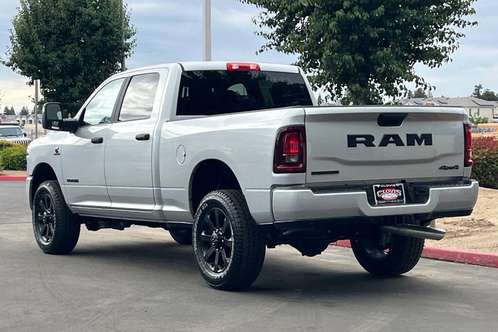 New 2026 RAM 2500 Big Horn AWD/4WD image 6