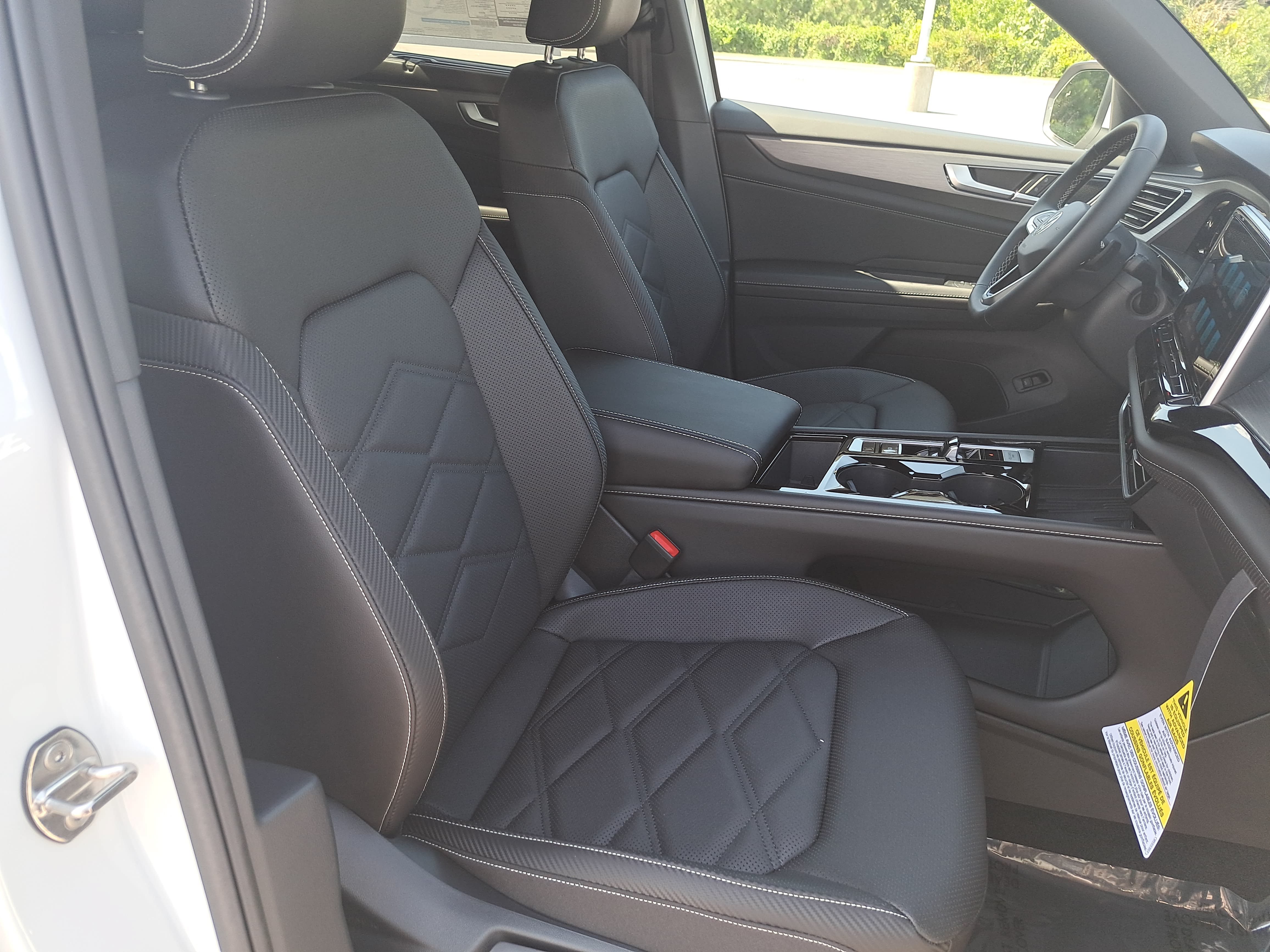 New 2026 Volkswagen Atlas Cross Sport SE AWD/4WD image 10
