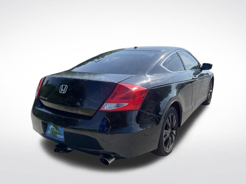 Used 2011 Honda Accord EX-L image 6