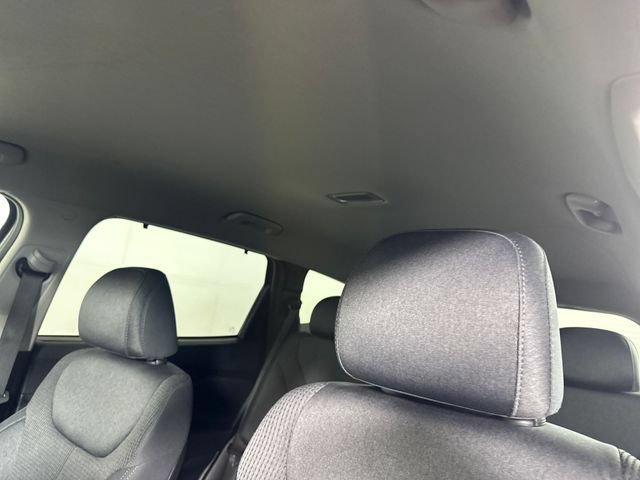 Used 2021 Hyundai Santa Fe SEL w/ Convenience Package AWD/4WD image 12