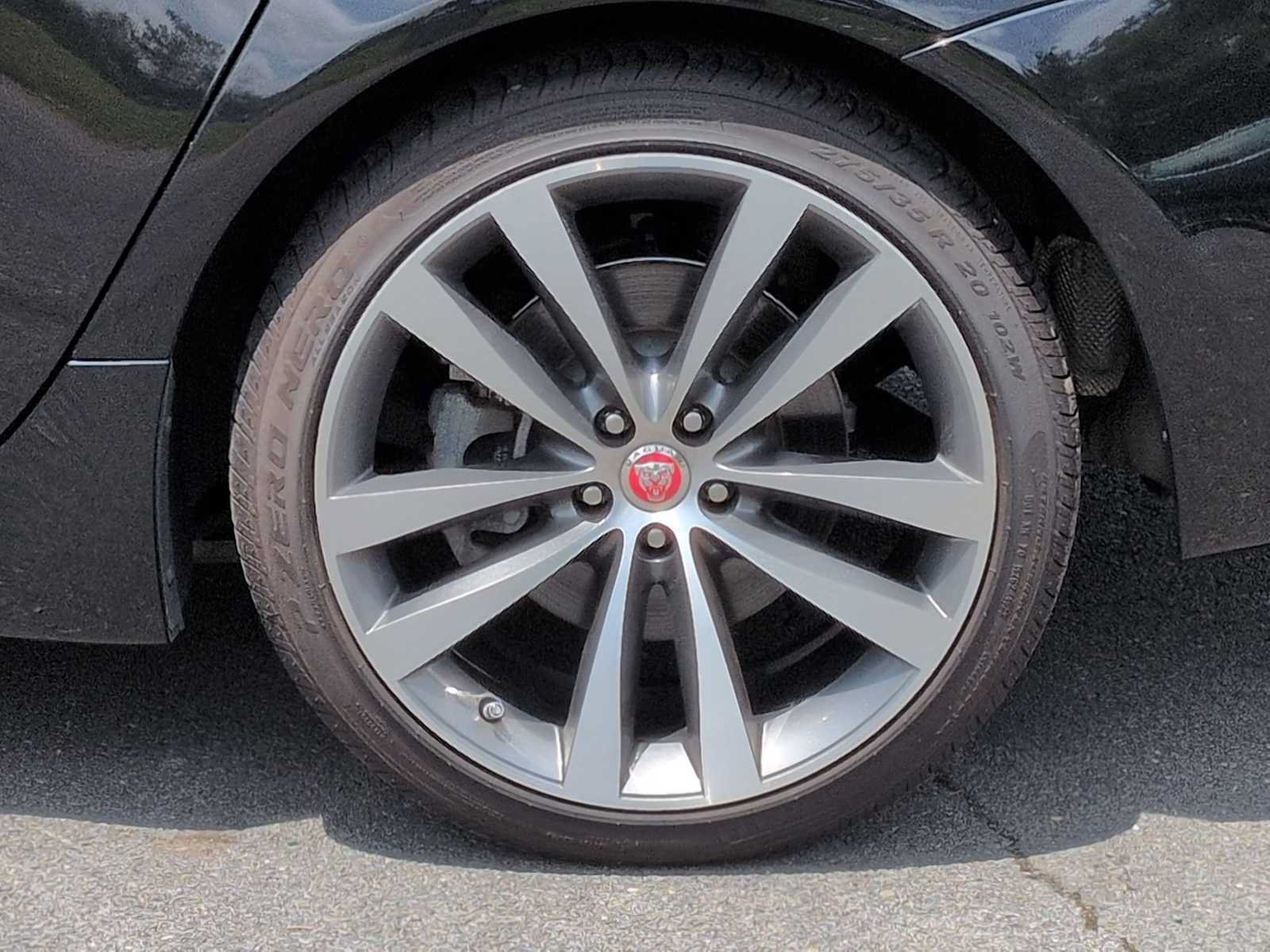 Used 2019 Jaguar XJ AWD image 14