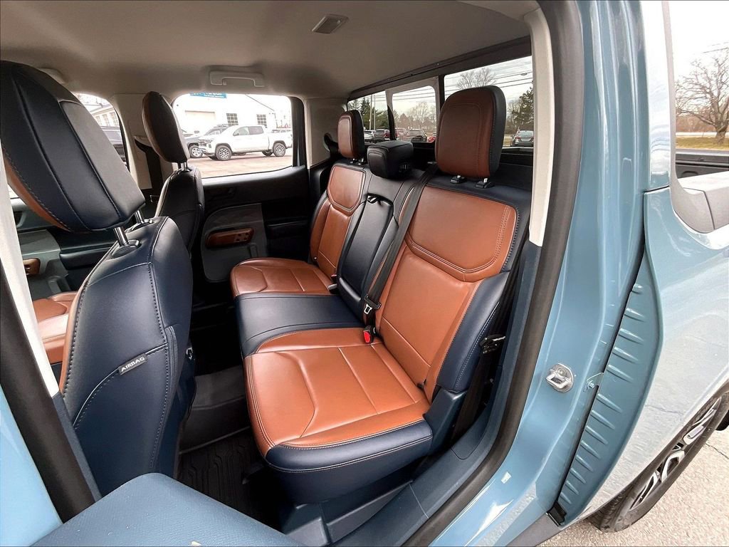 Used 2023 Ford Maverick Lariat w/ Equipment Group 500A Standard AWD/4WD image 25