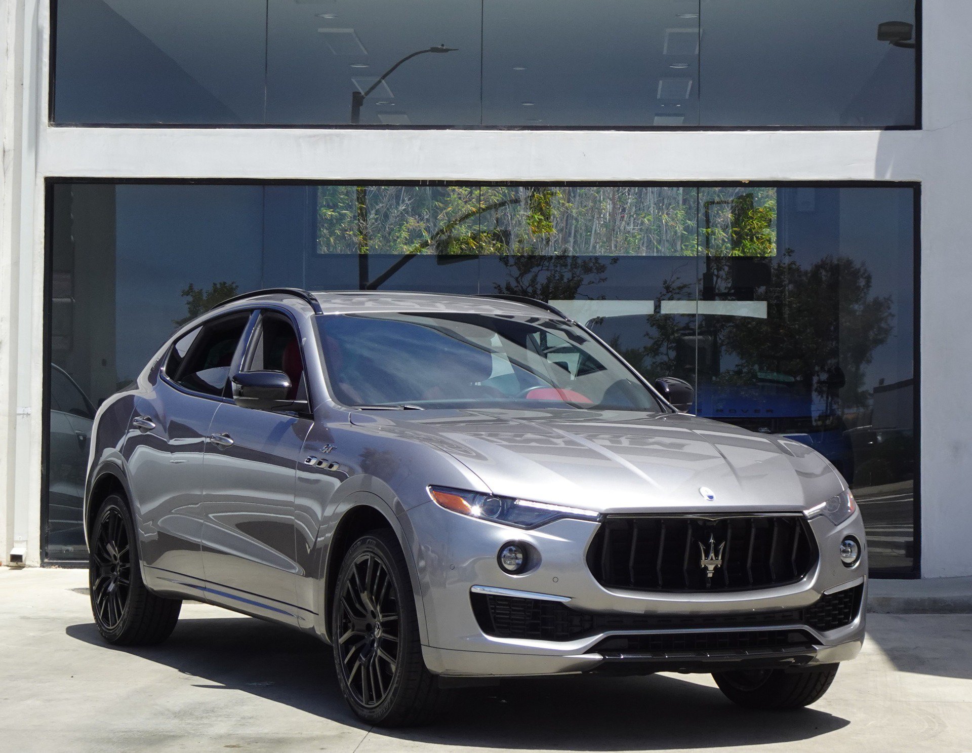 Used 2022 Maserati Levante GT AWD/4WD image 10